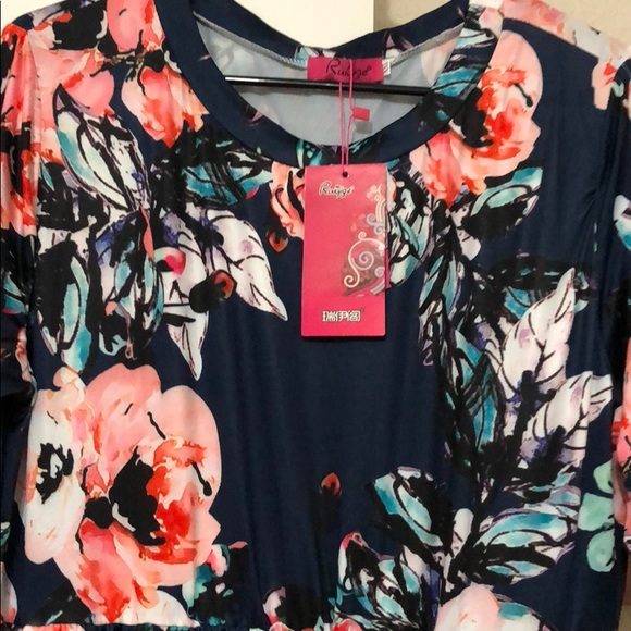 2xl beautiful long dress with tags! - Picture 3 of 3